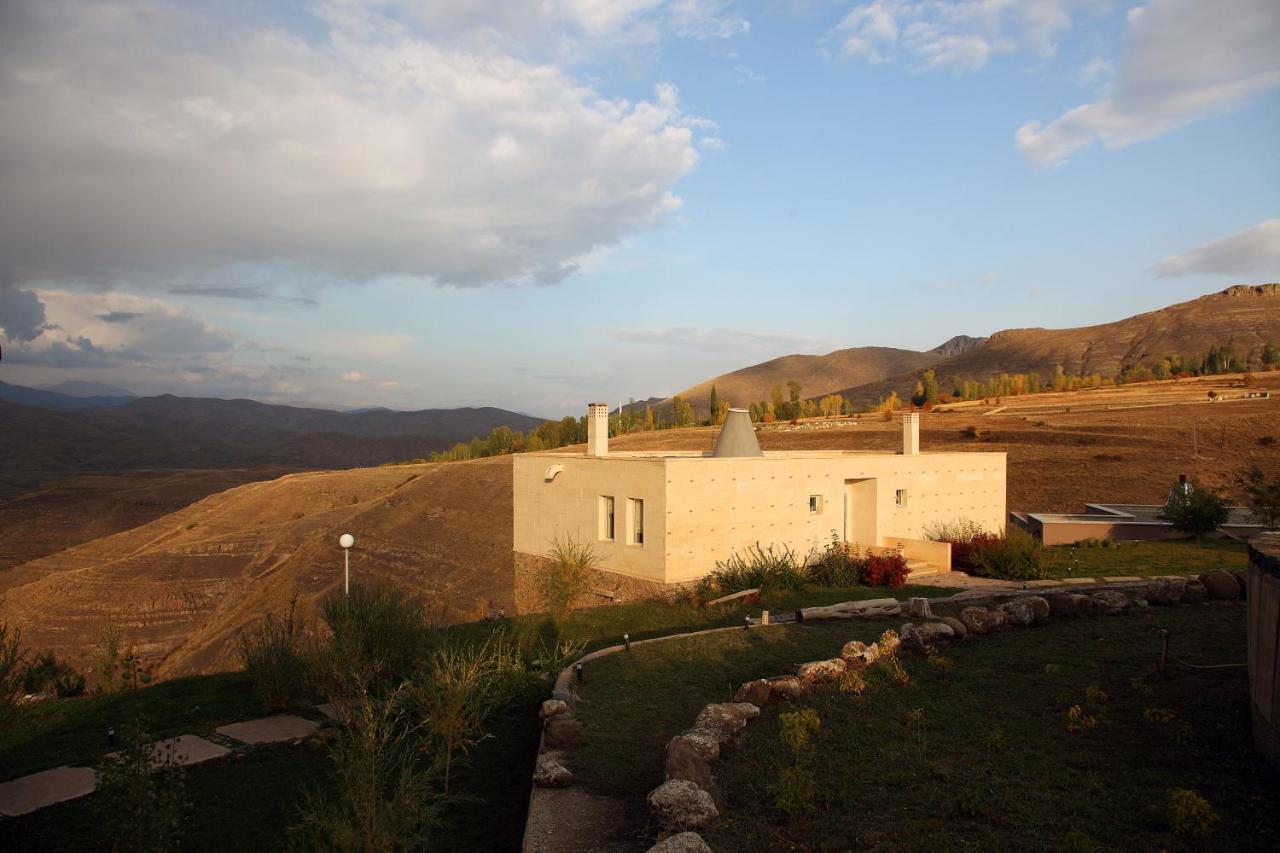 Готель Baksi Konukevi By Anatolity Collection Bayburt  Екстер'єр фото